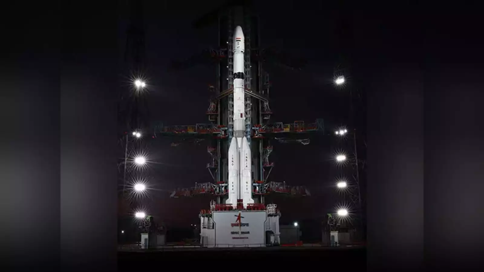 GSLV-F15 / NVS-02 Mission Lunch: अंतरिक्ष में 100वां मिशन लॉन्च कर इसरो ने रचा इतिहास, GSLV-F15 का सफल प्रक्षेपण